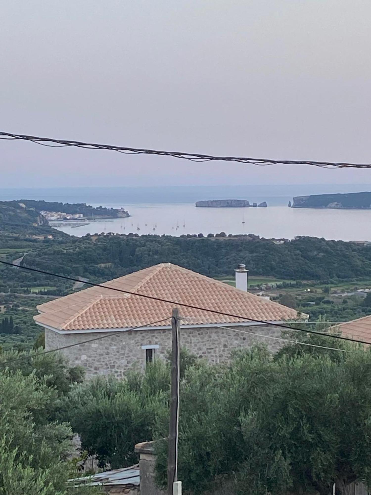Golden Navarino'S Sunset 필로스 외부 사진
